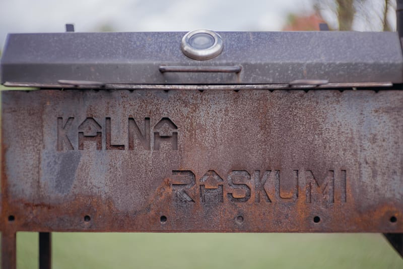 Kalna Raskumi, Viesu nams, Vecpiebalga, Alauksta ezers | Аренда палатки у воды, озеро Алаукста в Вецпиебалге