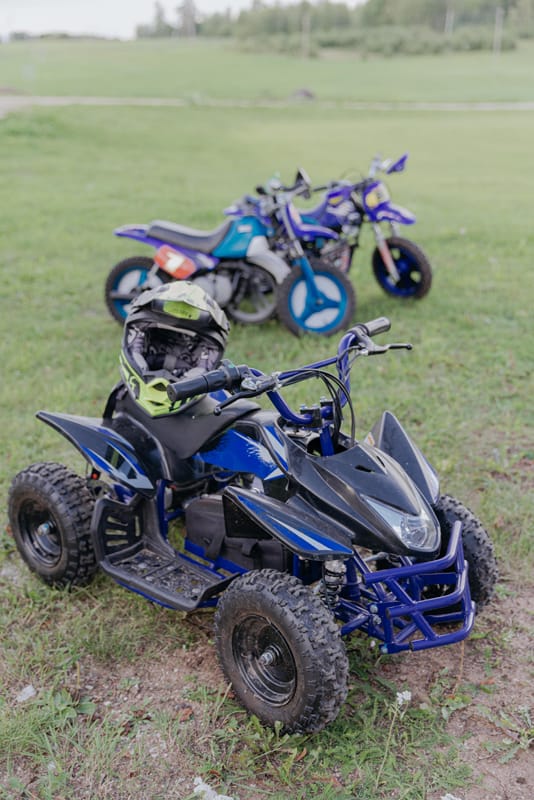 Kalna Raskumi, Viesu nams, Vecpiebalga, Alauksta ezers | Quad bike rental, motorbike rental on the shore of Lake Alauksta