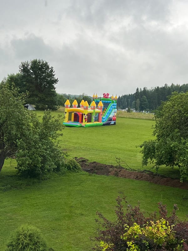 Kalna Raskumi, Guest house, Vecpiebalga, Alauksta lake | Rental of inflatable attractions in Vecpiebalga, Alauksta lake